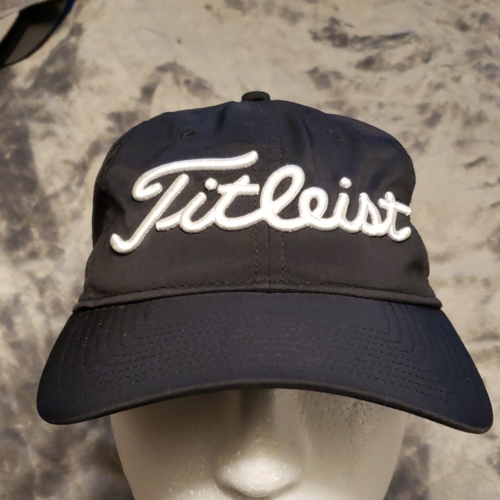 fitleist hat